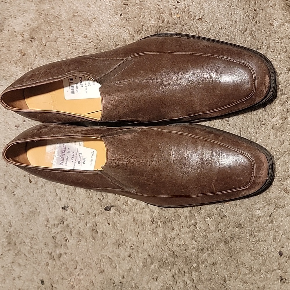 Bally men's loafers size 11D brown
